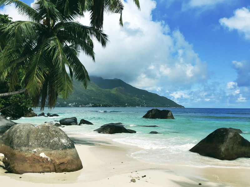 ile silhouette, seychelles - Alizes Kreols