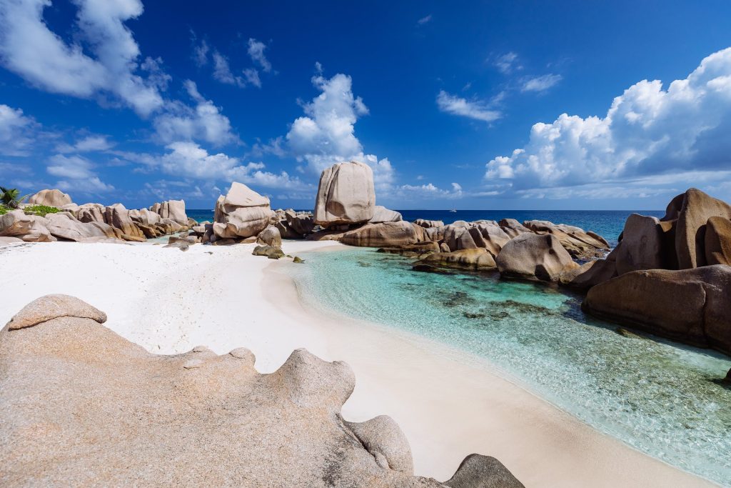 Anse Marron à la Digue, trip to the Seychelles, luxury services with Alizes Kreols